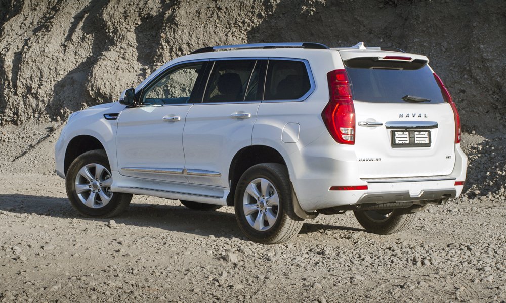 HavalWc's tweet photo. The HAVAL H9 dedicated off road 4x4 super luxury BEAST is upon us. The pricing for this amazing Off road SUV has been set at R599 900.

Contact Paul Nel from Haval Motors at 079 604 7165 to find out more or to request a brochure. #havalh9 #haval #Havalh2 https://t.co/JN0MSnzG5O
