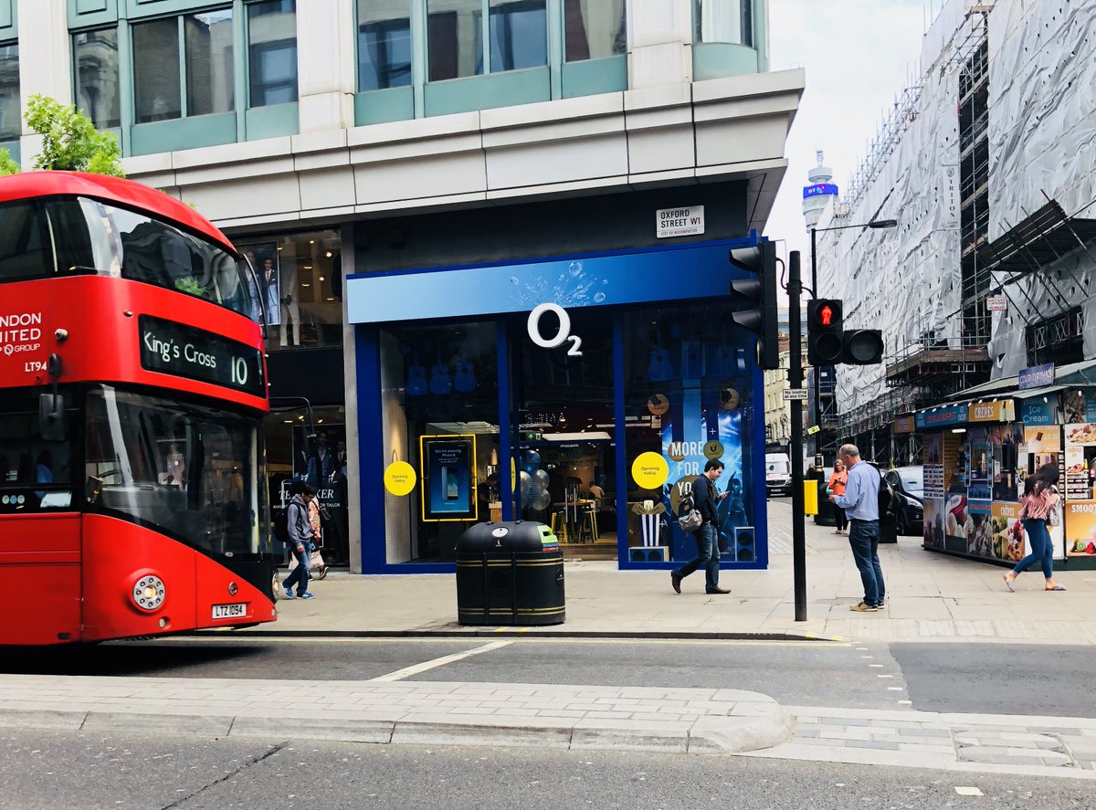 O2Careers's tweet image. Pop in and see the wonderful teams in our amazing Flagship stores in  London, Birmingham, and Manchester. #WeareO2