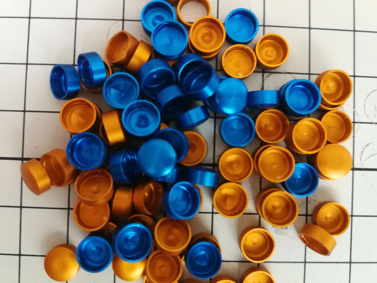 XicorrWatches's tweet image. Na warsztacie. Nakładki na przyciski stopera do limitowanego Akropolisa.
#nawarsztacie #wprodukcji #ontheworkbench #watchmaking