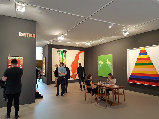 We are launching a lecture series on art investment! Read the article for the  details. mutargy.com/hirek/mutargyb…