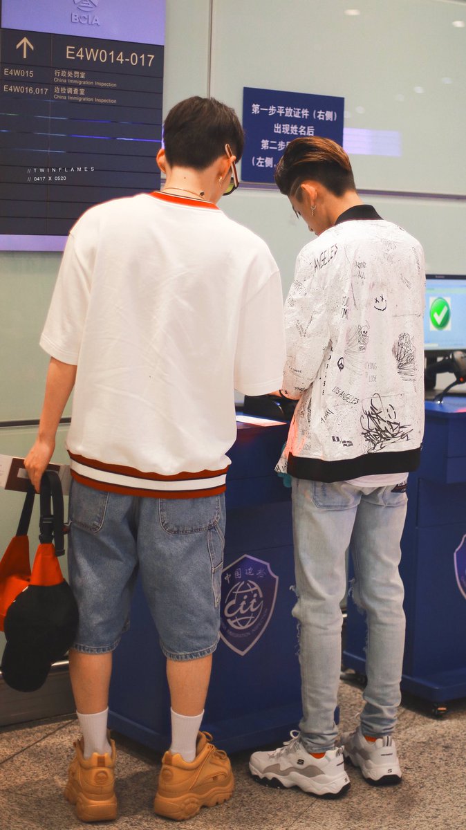 zhuxingjieph's tweet image. 180830
PEK✈️BNE
Cr.TwinFlames-0417x0520

#huba #xingjie #jzen 
(1/2)