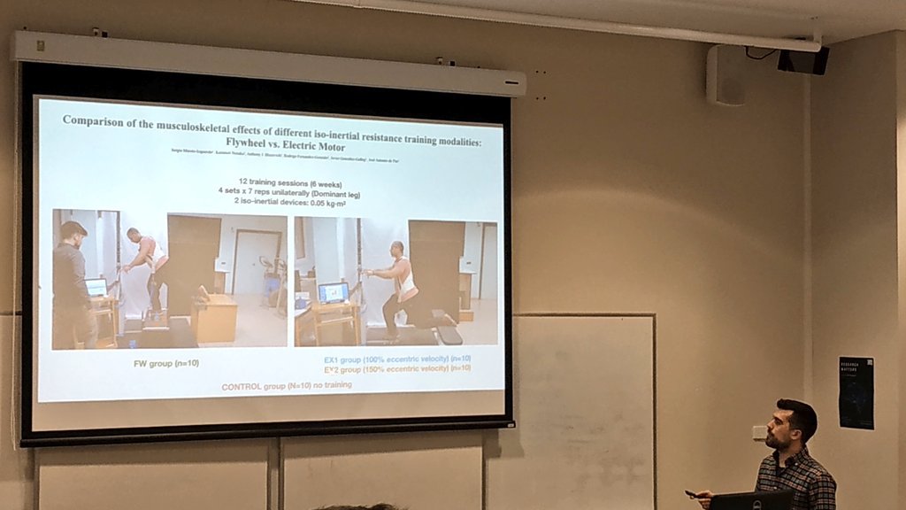 ricardoNOmesqui's tweet image. Nice presentation by @SergioMaroto12 . Some cool PhD findings when comparing Electric Motor devices Vs Flywheel. Interesting to note that there is no need for max concentric actions to get #EccentricOverload in electric motor devices.