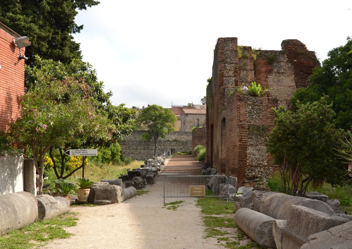buon #30agosto dal <a href="/BnTeatro/">TeatroRomanoBN</a> 
#benevento #campania #archeologia #museivispi
@Polonapoli