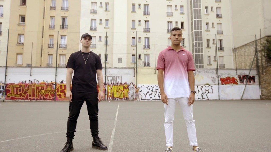 On retrouve Jazzy Bazz sur le nouveau projet d' YZLA et on aime ça. 

23.11 - Jazzy Bazz en concert / Festival Riddim Collision | youtube.com/watch?v=5bUwXy…