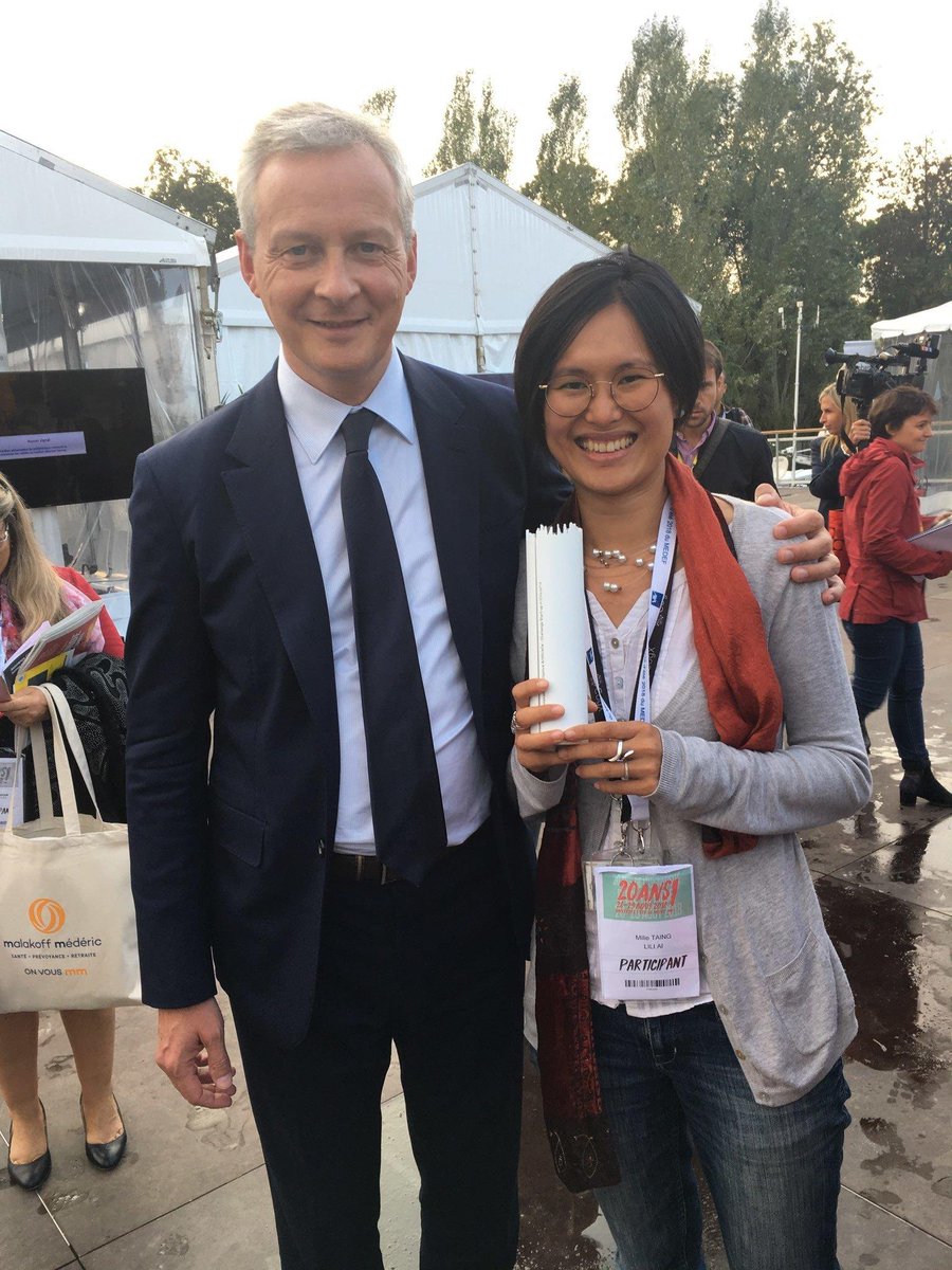 So proud of the Lili.ai team. We got the jury's prize in the AI challenge from the #1 French employer federation. <a href="/medef/">Mouvement des Entreprises de France</a> #UEMedef18 <a href="/BrunoLeMaire/">Bruno Le Maire</a>