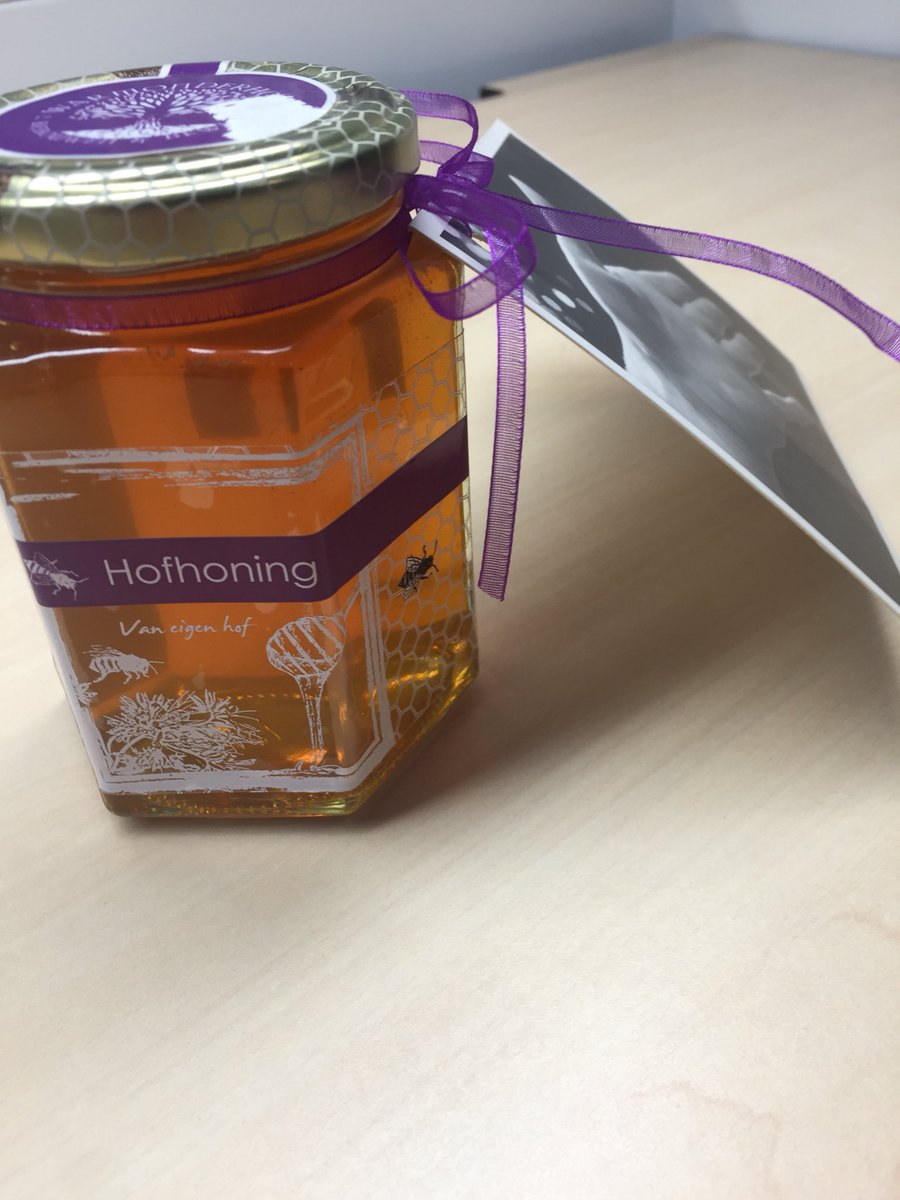 Leuk bedankje uit <a href="/FlevoNieuws/">Provincie Flevoland</a> van <a href="/Neemtjemee/">Suzanne Giardina</a> en <a href="/YKager/">Yvonne Kager</a> voor interview over netwerksamenwerking #Win4All