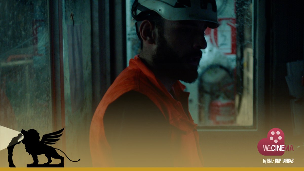 WeCinema's tweet photo. Un omaggio ai lavoratori invisibili nel documentario #Blu di #MassimoDAnolfi e #MartinaParenti, oggi a #Venezia75 in #Orizzonti. Un viaggio notturno e sotterraneo all'interno della #TunnelBoringMachine, il macchinario per scavare i tunnel e le metropolitane di tutto il mondo. https://t.co/HRQu5crEWW