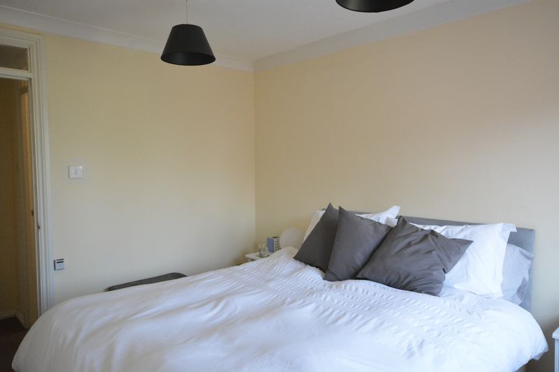 For Rent: Wilson Avenue, Rochester | Monthly Rental Of £675

This fantastic 1-bedroom starter home will be sure to impress all who view it so make sure to snap up a viewing whilst it's still on the market. 

Read more seekershomes.co.uk/properties-to-…