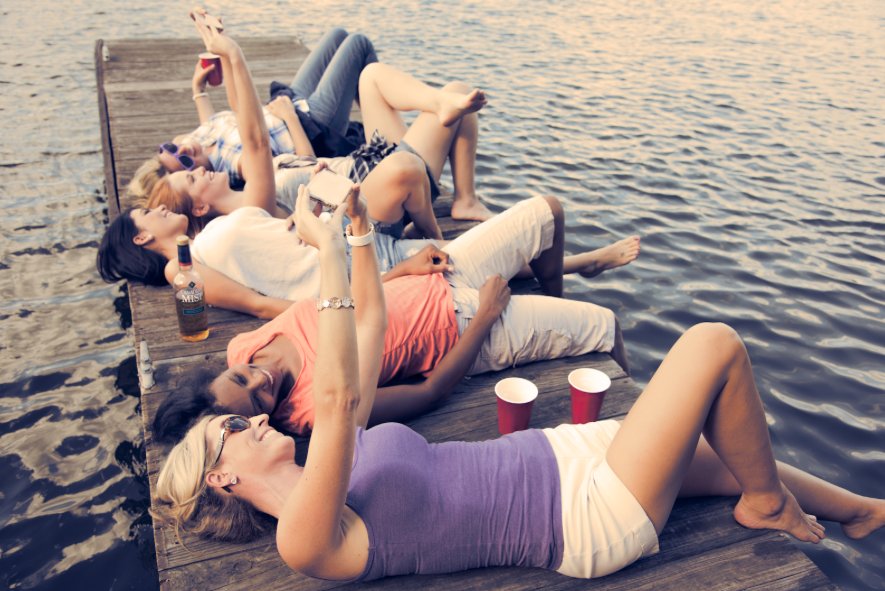 CanadianMist's tweet photo. Summer selfie. Make it the best. https://t.co/GWnqLFeJTs