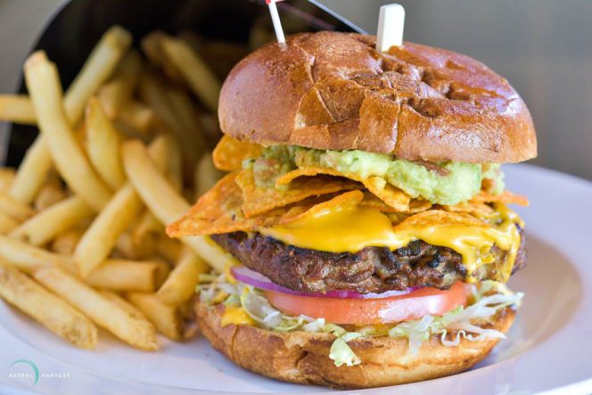 Celebrate Le Burger Week this September with 9 Crazy Burger Creations 🍔ow.ly/GkGD30lCtmt