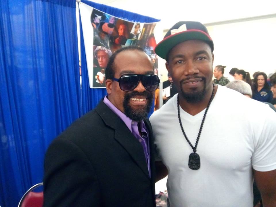 JohnnyLaFuria's tweet photo. Actors @MichaelJaiWhite and #JasonSterling at Dragonfest this past weekend! The world’s greatest martial arts expo. Jason will be the voice of the character Rayn in the Black Salt Coreuption 3D arena fighting game coming to a console in February. https://t.co/rCUv1NaQI6 https://t.co/OZYvRKqBe9