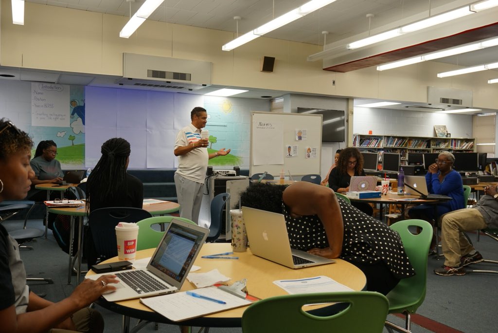 Pinderhughes28's tweet photo. We had an amazing PD today on Growth Mindset! We’re talking about the power of YET! @BaltCitySchools #GrowthMindset #powerofyet https://t.co/eUBa3qQskz