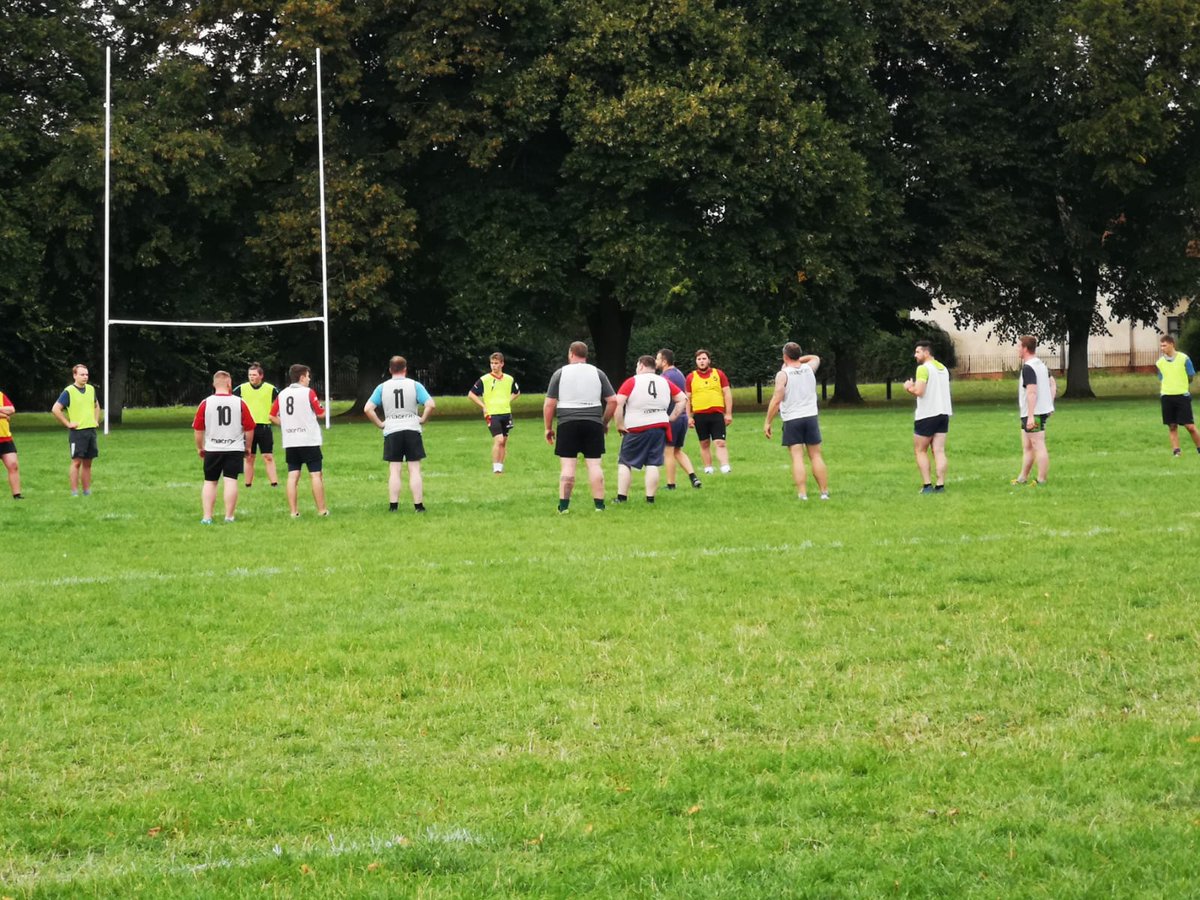 RfcCainscross's tweet photo. Great sessions Tuesday and building nicely for game against @StroudRugby Nomads Saturday. Reminder of captains run tonight 7 to 7.45PM #amberandblue https://t.co/8D6UGYplvL