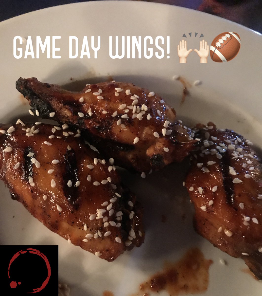 EddiesEdmond's tweet photo. 🧡🖤🏈 OSU WATCH PARTY tonight at 7p. Big screens, sound on! Pizza/wings/beer specials for $30; feeds 2-3 hungry fans! #gopokes #okstatefootball https://t.co/N3dZmbaEwX
