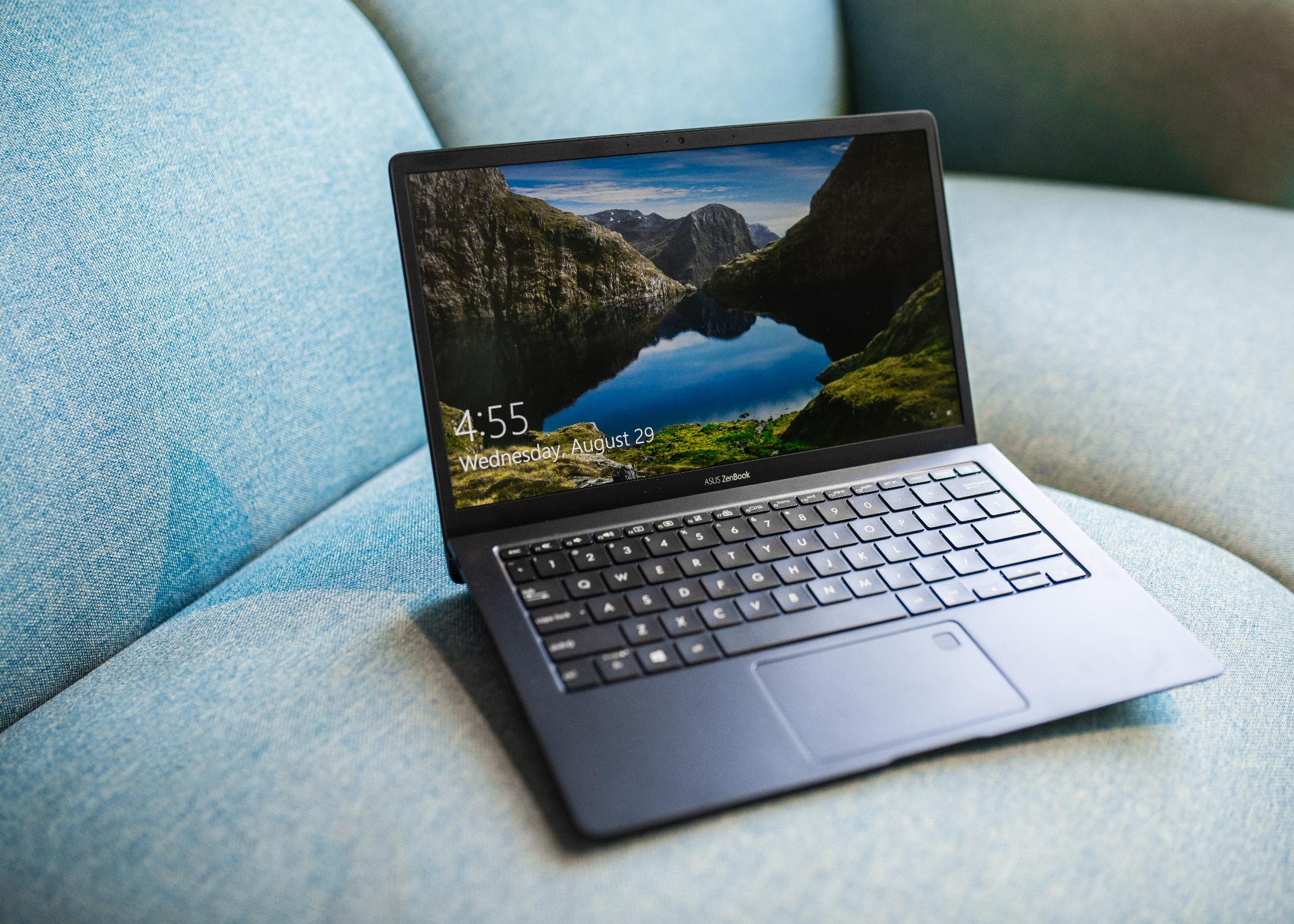 Intel on Twitter: "Meet the @ASUS ZenBook S: a lightweight powerhouse with up to 20 hours 