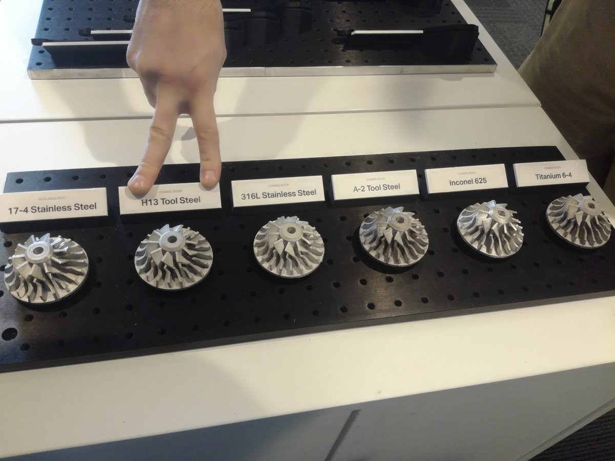 ERMFabTest's tweet photo. @Markforged Metal X !!! L'impression 3D Métal arrive au sein d'ERM fab&amp;Test ! Boris notre ingénieur en formation à Boston MA, premières pièces prévues pour mi-septembre ! A suivre ! https://t.co/WgQlOFe1JE
