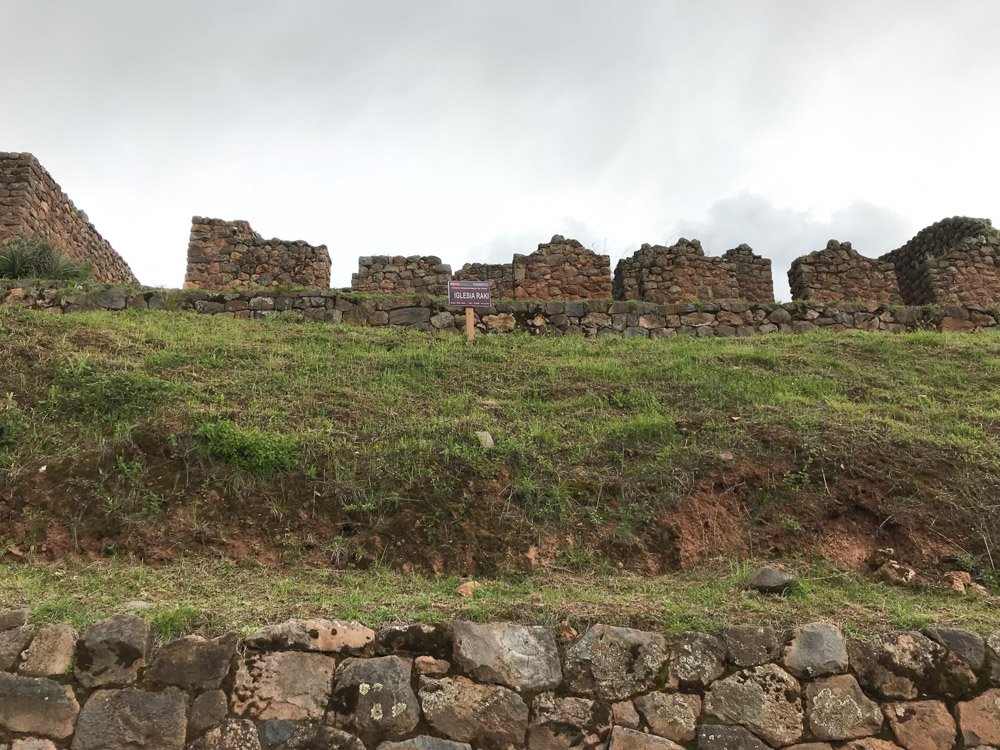 historyjp__'s tweet image. [ペルー-ティポン]教会であったと言われるIglesia Raki。狭く区切られた塔のような遺構が見られます。人々の祈りの場であったのでしょう。 historyjp.com/article.asp?ki…
#ペルー #ティポン #Tipon #世界遺産 #クスコ #遺跡 #インカ #旅 #worldtravel #聖なる水 #太陽の神殿 #旅行記 #世界旅行 #travel