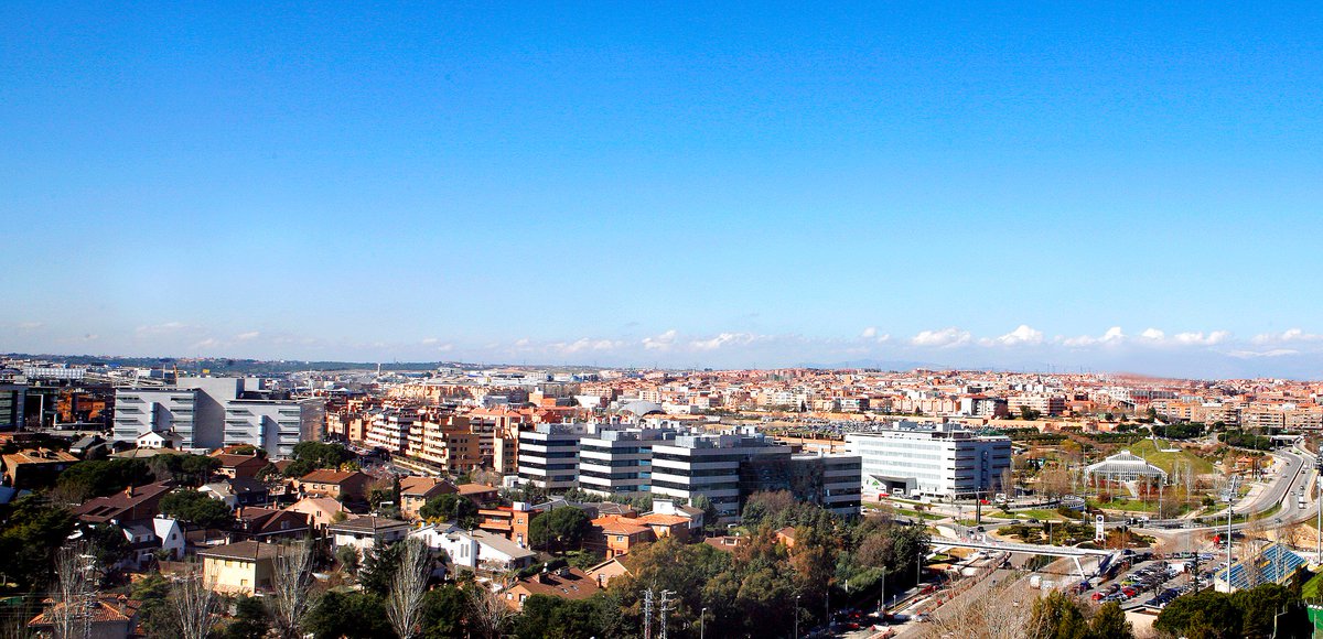 ACCIONA's tweet image. ¡Nuevo contrato de #ACCIONAService! Llevaremos a cabo los servicios de recogida de residuos urbanos y limpieza viaria de Alcobendas (Madrid):  acciona.sa/56OJ30lCeoR