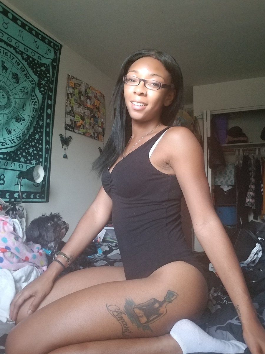 nichelle_renee's tweet photo. Wednesday. 💫

#365DaysofTBQ 🦋 https://t.co/9wSefy2Dn2