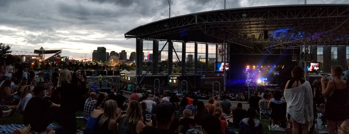 My voice had almost recovered from shouting over the just dance booth last weekend and then i lost all my progress at a concert last night ... hopefully we'll be in a relatively quiet area of #PAXWest2018