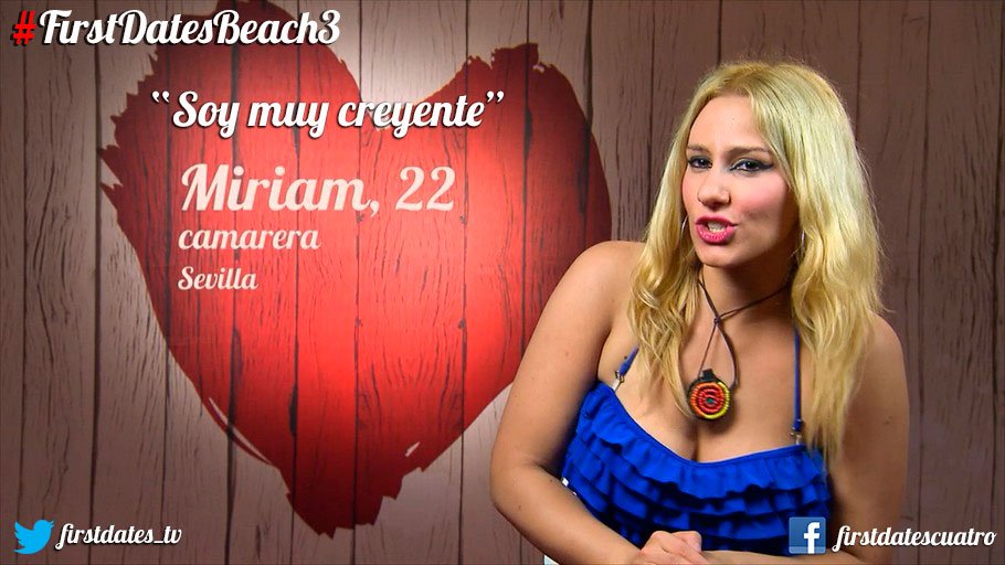 firstdates_tv's tweet photo. Con Papá Noel en el jacuzzi #FirstDatesBeach3 https://t.co/WZIIEVTnWa https://t.co/fSds6Bh1el
