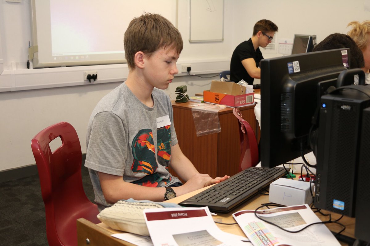 AKS_PiCamp's tweet photo. Today is Programming Minecraft! Today's challenge is to control LED’s using Minecraft and Python. @AKSSchool @AKSComputing #Raspberry_Pi #mcpi #minecraft #PiCamp https://t.co/0Pax5H5rro