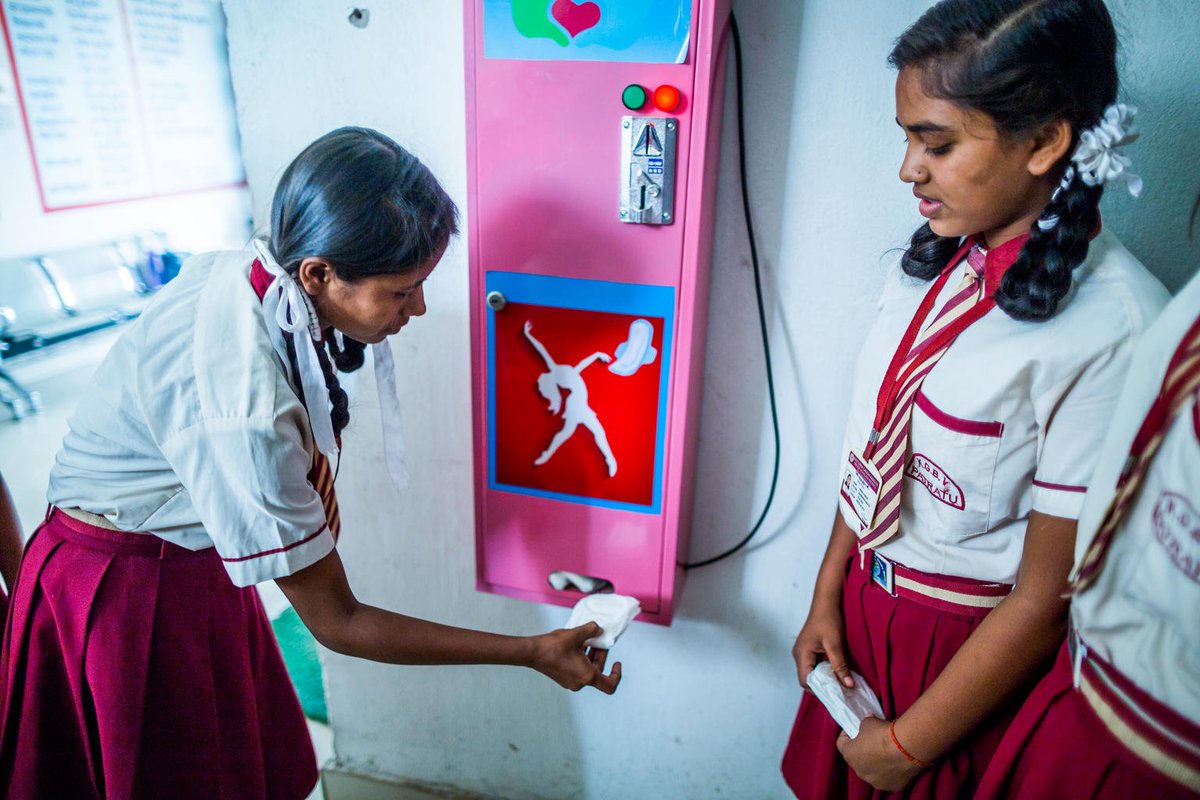 UNICEFIndia's tweet photo. A student at KGBV school in Patratu #Jharkhand takes a sanitary napkin from a vending machine installed in the school.
When schools have clean water, toilets and soap, girls are more likely to attend when they have their periods.
#WWWeek https://t.co/NpBO9gLO3o