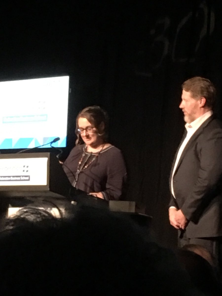 BelindaCoates's tweet image. Regional Development Australia #BallBEA2018 @CommBallarat @FedBusSchool Paddock to Plate Award @Backyardbeeball !!! WooHoo! So awesome! Congrats Amanda and Scott and all nominees.