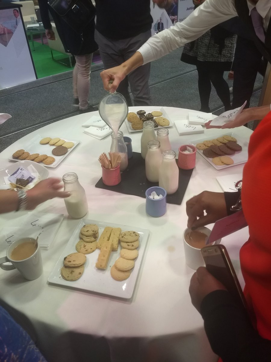 CASEandDesist's tweet photo. They're filling milk bottles with a milk jug. What is this upside down crazy world?! #CEAC18 https://t.co/OzuHaw3dQP