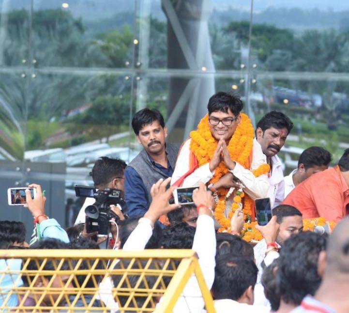 OPChoudhary_Ind's tweet photo. अपनी कर्मभूमि और जन्मभूमि छत्तीसगढ़ से आज मैं अपने राजनीतिक जीवन का सफ़र शुरू कर रहा हूँ। आप सब के आत्मीय स्वागत, प्यार और साथ के लिए मैं हमेशा ऋणी रहुँगा। https://t.co/SpAnWfhwMV