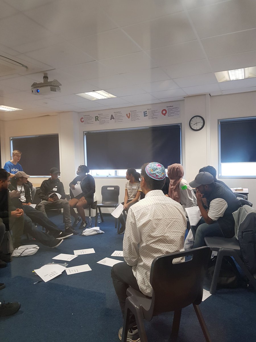 Sawhno's tweet photo. Today's #MakingEquals workshops are focused on a range of positive life affirming ways to celebrate life in Slough and engage! #CulturalAwareness #Leadership #ConnectingCommunities #DisabilitySport @ActiveSlough @SportingEquals @PostcodeLottery https://t.co/7Vb48FX1Cr