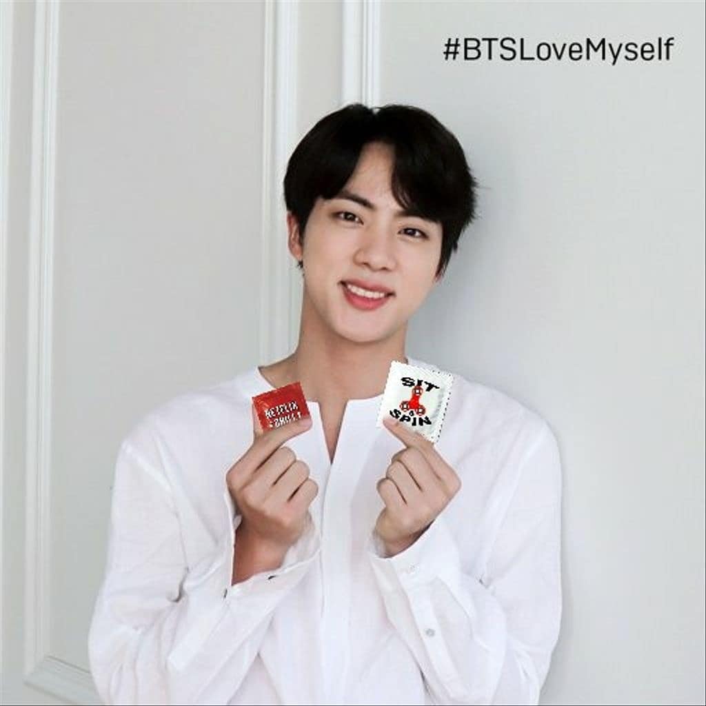 YoongiWith's tweet photo. The dianamic duo trying to get fucked and use protection ๐๐. Learn from them that the biggest mistakes come from affection without protection #BringBTStoGreece #TheAnswerIsHere @bts_love_myself @BigHitEnt @BTS_twt @bts_bighit https://t.co/imJAqbX2kz