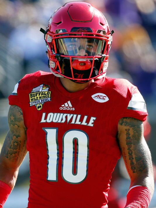 JecoryanDavis's tweet photo. Truly blessed to receive an offer from The University of Louisville ♦️♣️ https://t.co/2VmHtJFpR4