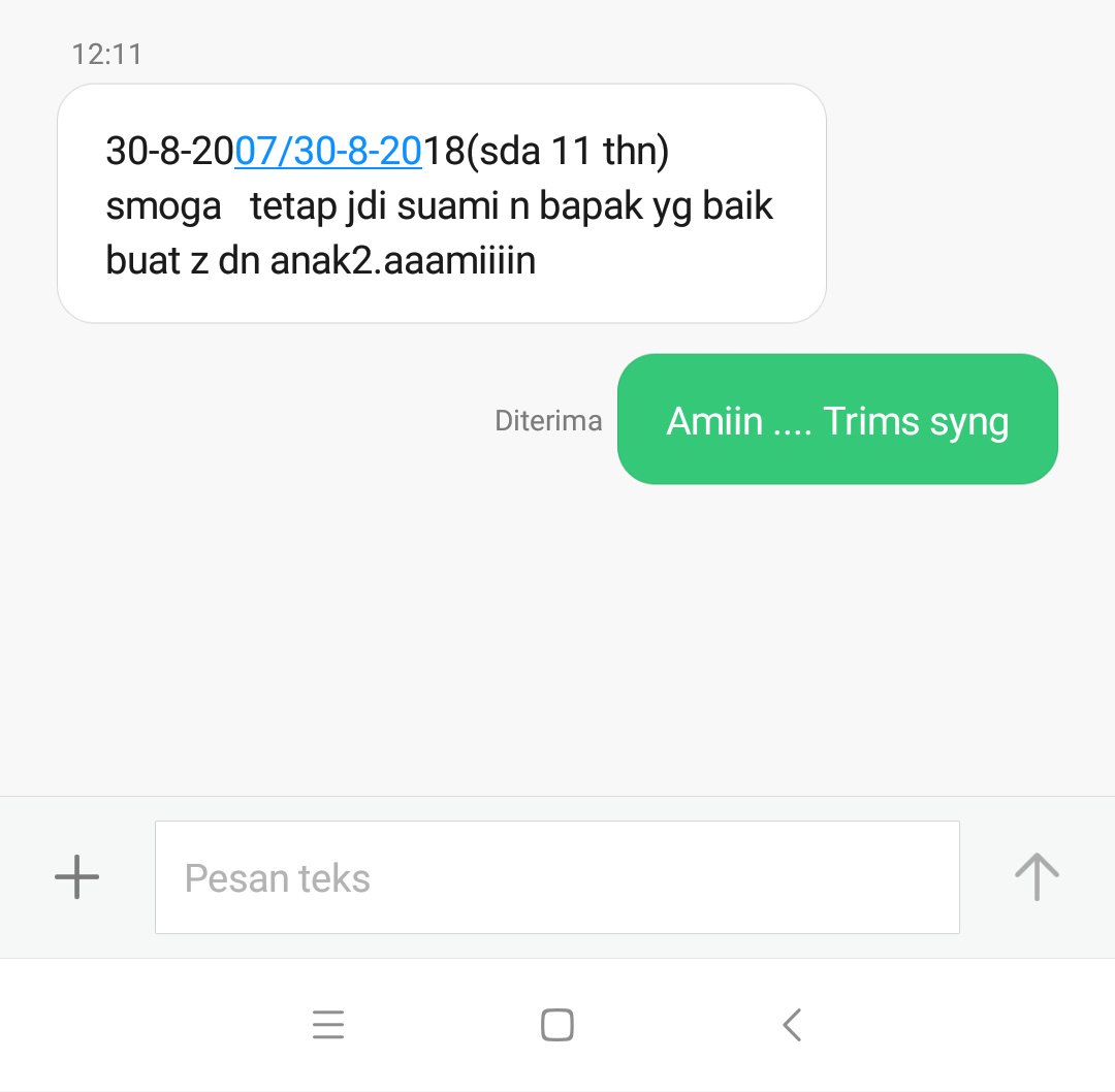 daily_komputer's tweet photo. Kaget baca sms dri istri, stelah 11 thn baru dpt ucapan ini. Terharu, Miss U😘 https://t.co/cHtKkkScku