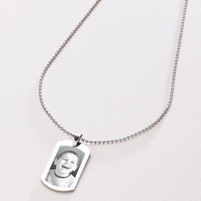Charm_Engraving's tweet photo. Make your jewellery gift unique with photo engraving, #Charms #Keyrings or #Necklace Fast and Free UK Delivery https://t.co/7aRFx8LDnH #NewMummyGift #MummyGift #GiftforGranny #GiftforNanna #GiftforGrandad #Photoengraved #EngravedPhoto #Uniquejewellery https://t.co/e745PAZfZf