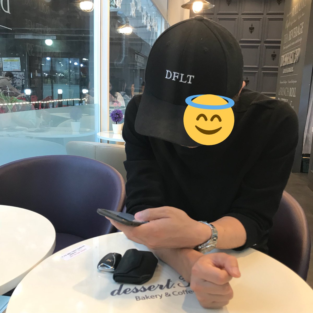 bgbb27's tweet photo. スウォン駅の《dessert 39》💫💫
小さい店舗だったけど
雰囲気💡やインテリアgood💭
ドリンクもケーキも美味しかった💓

ベーカリー🥖もあったし
"東京ロール"🍰とか
日本の食品も程よく取り入れてた👀

ソウル🇰🇷にも店舗があるので
カフェ巡りの参考に🔍💕 https://t.co/fyuVUQ2MiS