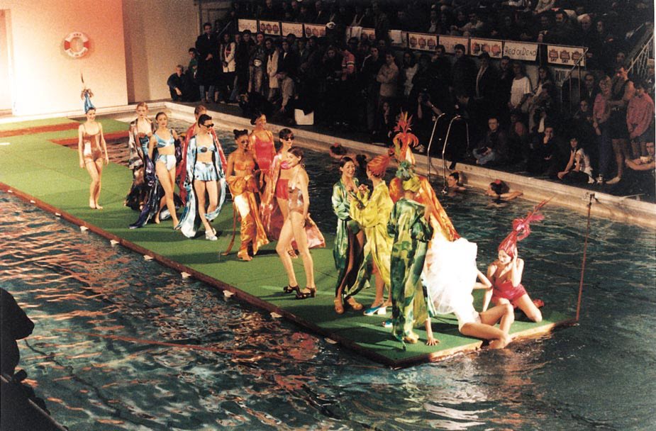 Pooldek's tweet photo. Retro Thursday photo. Staging / Pool-dek supplied for a #redordead fashion photo shoot 23 years ago! Get in touch if you’re interested in recreating this look for #lfw London Fashion Week. https://t.co/2xoVxp0WSn