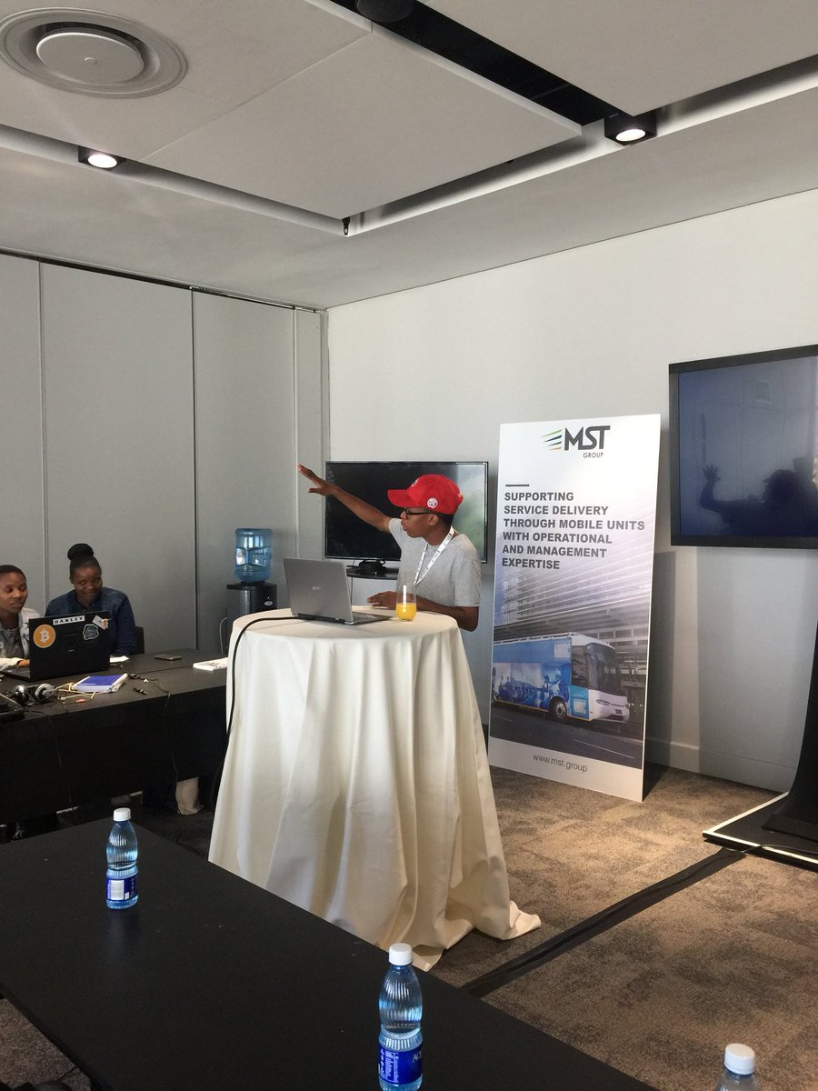 SeedlabSA's tweet photo. Round one of hackathon presentations #2018PSIHack #2018PSIConference @Geekulcha @cpsi_sa  wish us luck! https://t.co/5uYlT35vUr