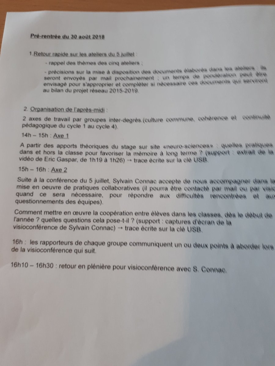 #Rentrée2018 au #REP+ Les Provinces @CherbourgEnCot .
Pour faire culture commune dans le réseau. 2 axes de travail  : mémoire et pratiques collaboratives avec l'apport et l'expertise de <a href="/ConnacSylvain/">Sylvain Connac ▶️🐘</a> qui va nous accompagner cette année 
<a href="/xgauchard/">𝗫𝗮𝘃𝗶𝗲𝗿 𝗚𝗮𝘂𝗰𝗵𝗮𝗿𝗱</a> 
<a href="/dsden50/">DSDEN 50</a>