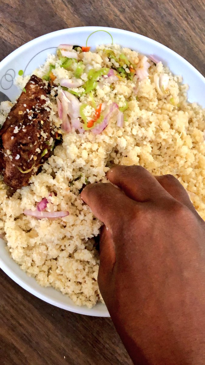 Babi_Inside's tweet photo. Street food: on se régale en Côte d’Ivoire 🇨🇮 avec la cuisine de rue 😋

Salivez avec le nouvel article publié sur Babi Inside 

https://t.co/pv0psvmqdt https://t.co/1oqVnwAnX4