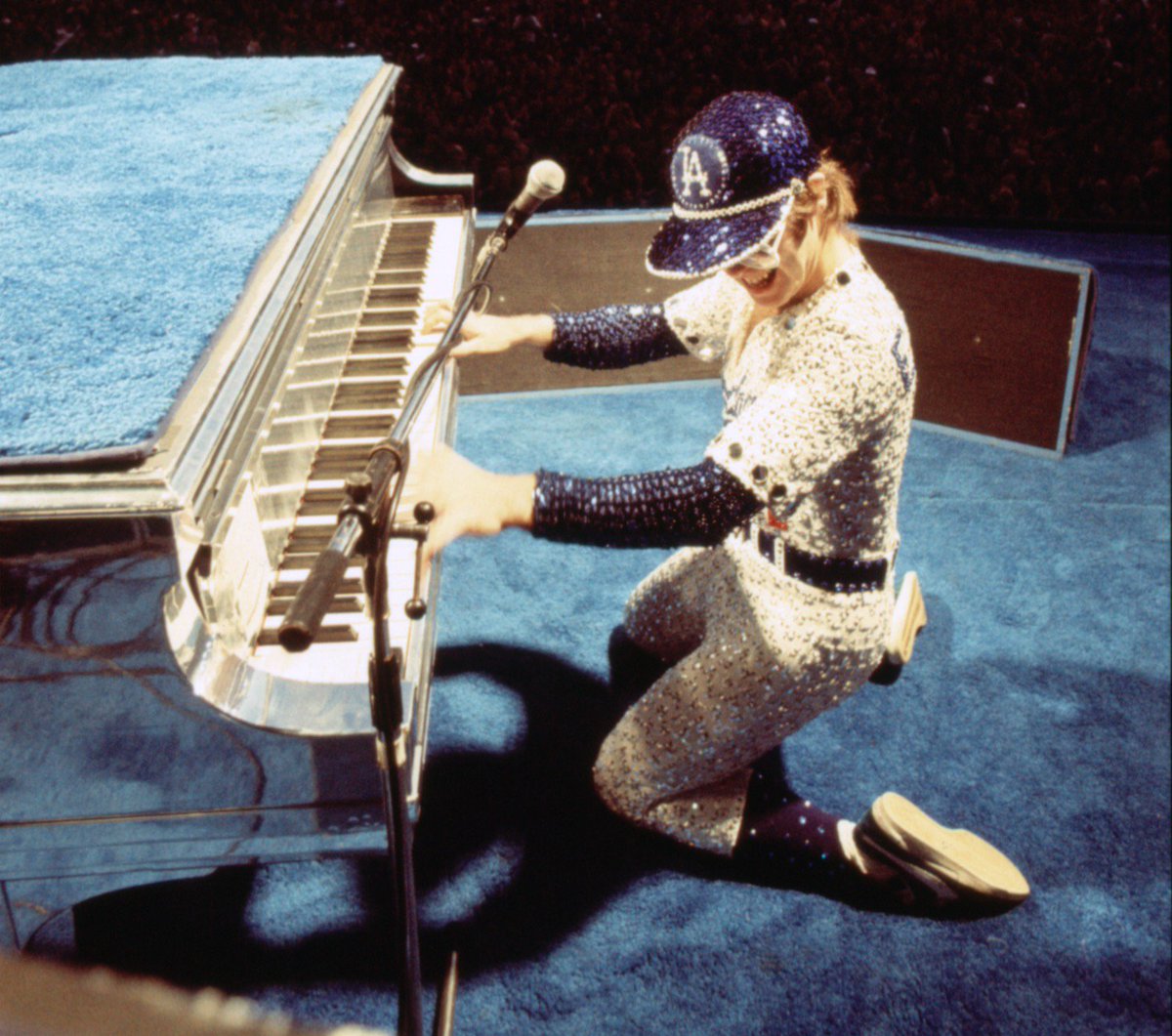 ThrowbackThursday Dazzling at Dodger Stadium in 1975. Hear the