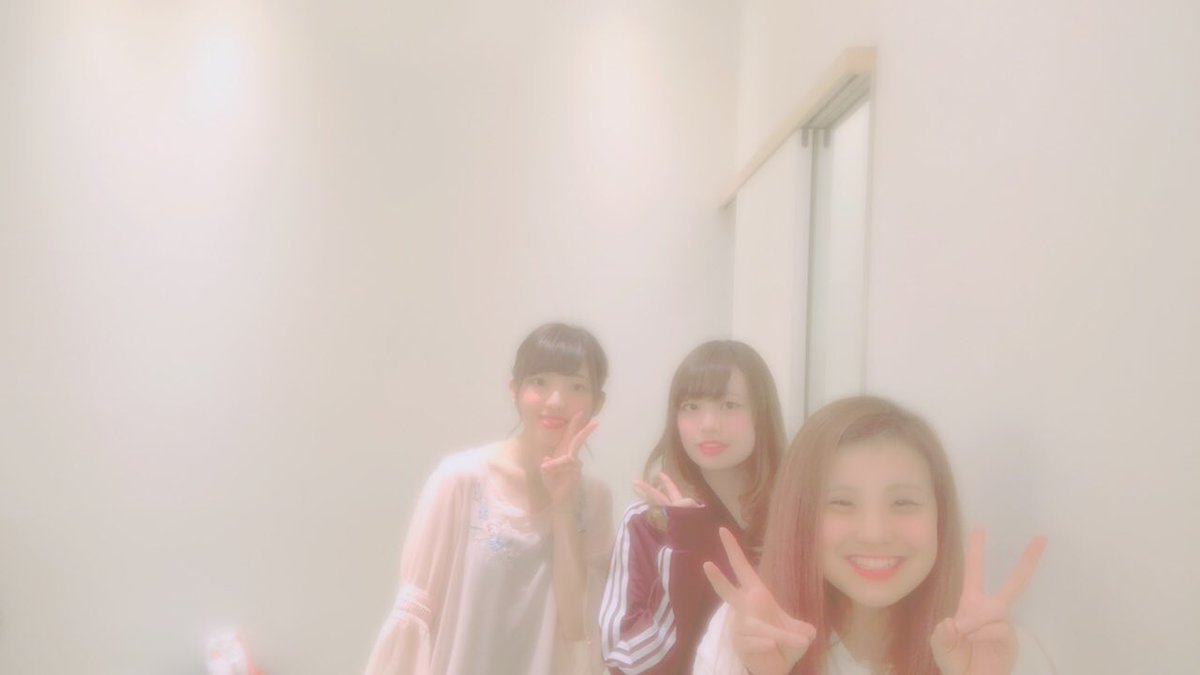 SERVE0715's tweet photo. 皆さんこんばんは！
LUCIDO STYLE SERVE店アシスタントの佐藤楓です！
今日はモデルにヘアメイク、ヘアスタイル、着付けをしました！
大会まであと少しです。
応援よろしくお願いします🙇🏻‍♀️
#LUCIDOSTYLESERVE 
#大会まであと11日
#応援よろしくお願いします
#SPC https://t.co/u2UZY6cFIk