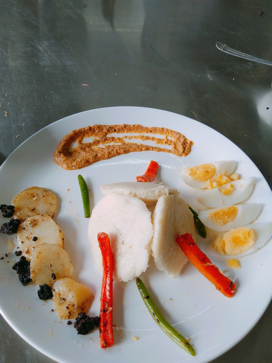 BhavishyaGoyal5's tweet photo. Cooking practical #myplating #iihmjaipur #idle_d_day #foodiegram #foodporn @JyotiGa53577816 @VishnuNigam5 @subornobose @ajitfnb @Reetaiihm @podder_ajoy @Lakshya91261409 @LakhyaniYash https://t.co/5DXmpcaR4h