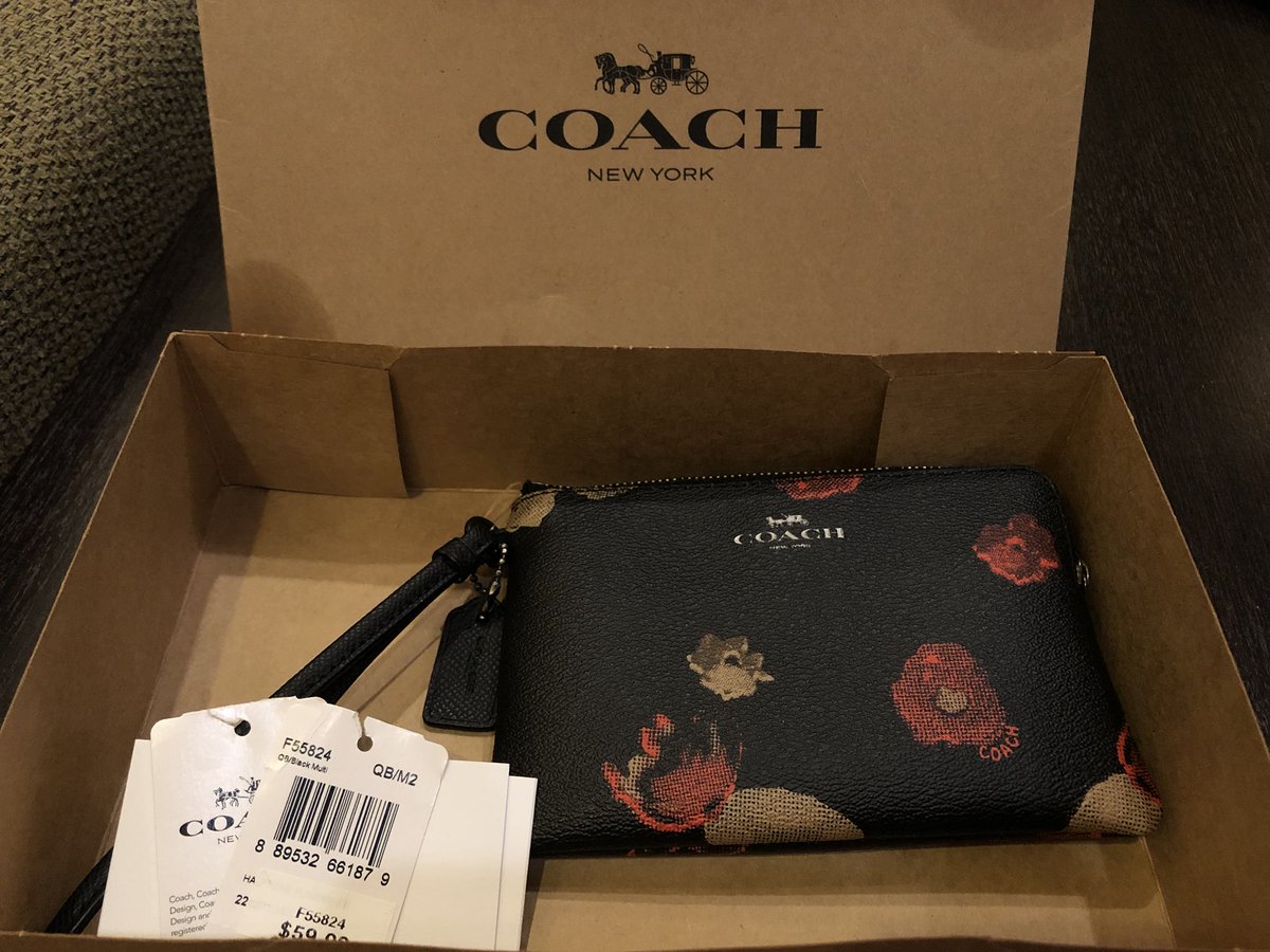 uwb0825's tweet photo. พร้อมส่ง💓 มีกล่อง/ป้าย/ถุงครบค่ะ ของเเท้100000%
กระเป๋า Coach คล้องมือ
❤️ราคา 1990฿❤️ เซลล์จากราคาป้าย 3000+
พร้อมโอนส่งฟรี
✅มีสายคล้องมือ
✅ขนาดพอดีมือ
**ขอดูรูปเพิ่มเติมได้ค่า**
#รับหิ้วเมกา #coachxnasa #coach #หิ้วcoach #coachspace #หิ้วเมกา #พร้อมส่ง #ตลาดนัดwannaone https://t.co/S5zCX2XbVW