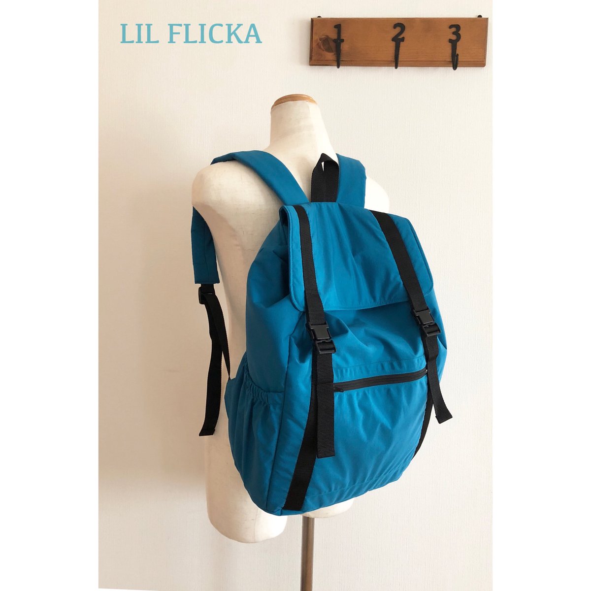 LilFlicka2013's tweet photo. オーダー頂いたリュック☆
・
防水生地で軽くて丈夫!
・
色はターコイズグリーン
とってもキレイな色です♪
・
来月から海外に行くお客さま。
たくさんの思い出を詰め込んで
来てください\( ¨̮ )/
・
・
#lilflicka #リルフリッカ #バッグ #リュック
Pattern:RickRack
https://t.co/16nYjtyPaU https://t.co/XtAVUGPpKx