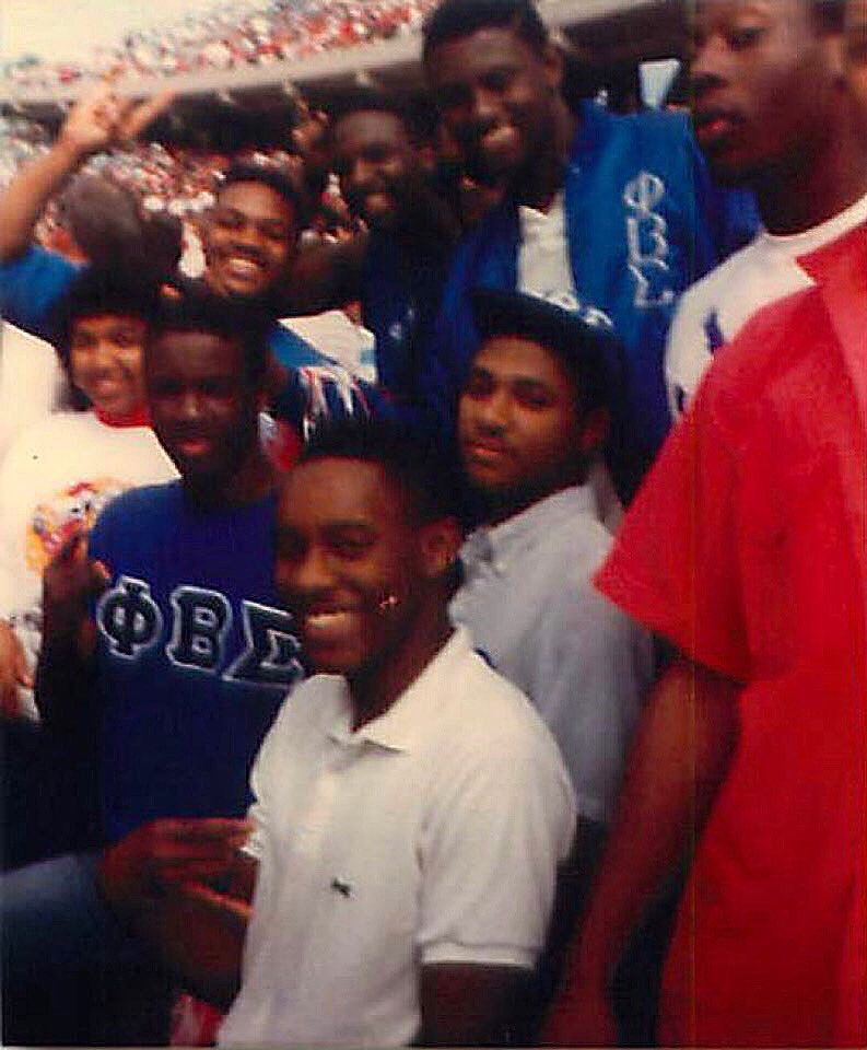 NCSUBlackAlumni's tweet photo. NCSU Football Game in the 80’s!!! #TBTBAS https://t.co/Yb7DrAwphg