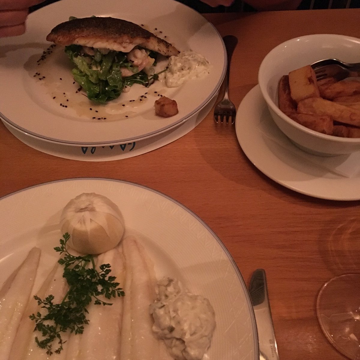 AlysonParkes's tweet photo. So pleased we managed to squeeze in a visit to @Gamba_Glasgow 🐟 not only delicious and perfectly cooked fish, but a strong focus on #sustainability too https://t.co/F61RFwi1Di