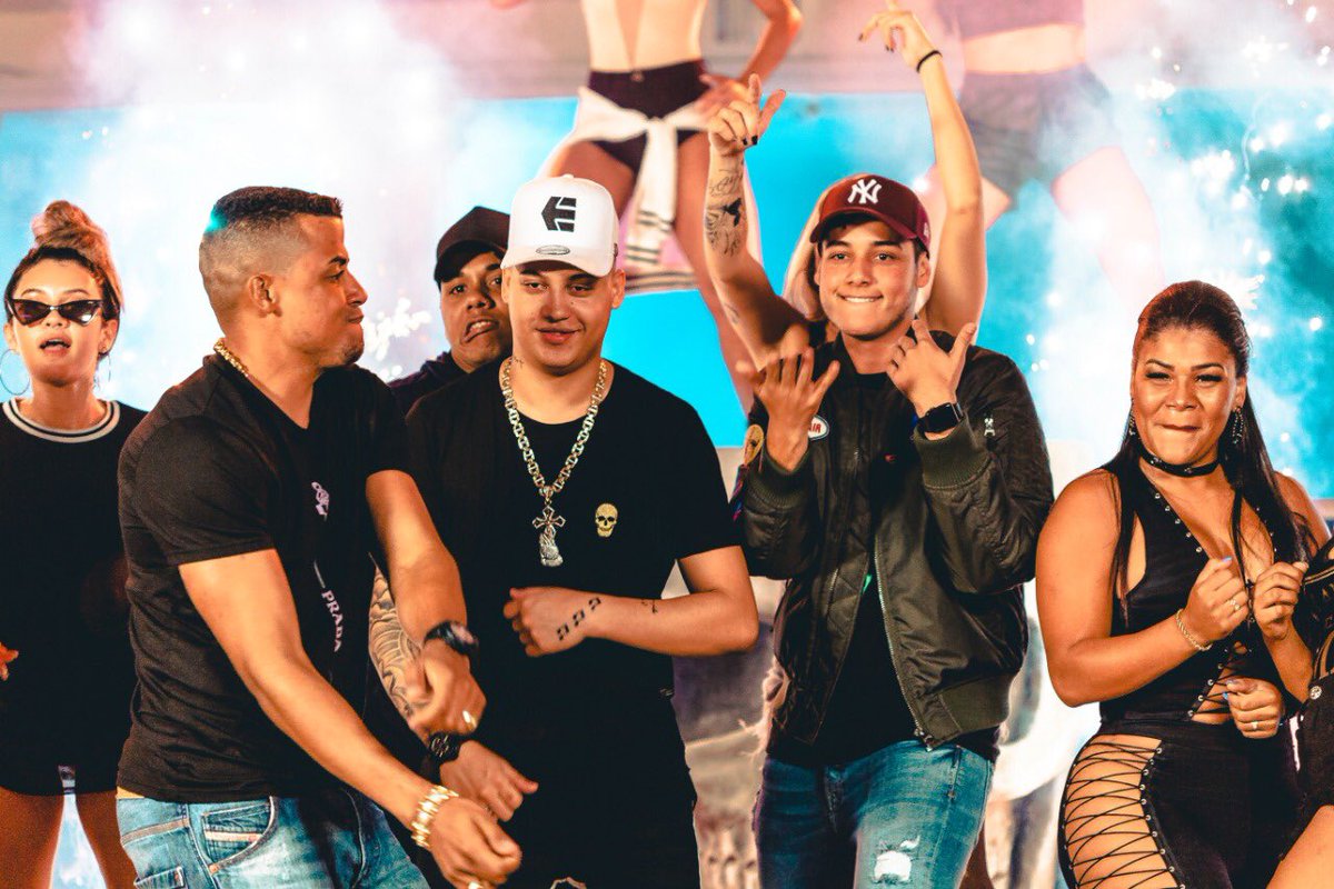 jpdjbolaoficial's tweet photo. Duas pode ?
#clip #kondizila #naintimidade https://t.co/o9d3C5kGMw