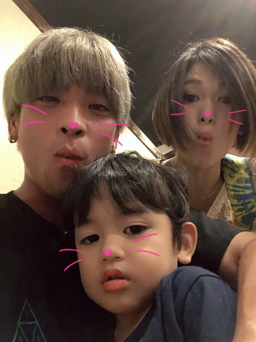 ひっちゃん ハイサイ探偵団 わしと孫六さんとせーびしの誕生日祝いしてますよー おめでとうございます O O 良い仲間持ちましたわ T Co J7as7w9soz Twitter