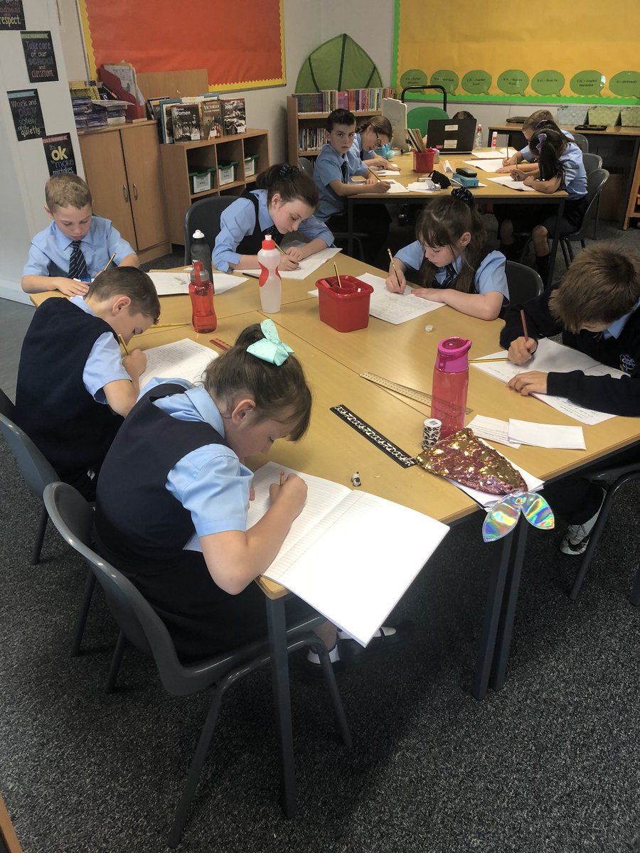 StMarysAirdrie's tweet photo. P6 have been learning about Queen Victoria today while P7 have been investigating the life of Florence Nightingale. #victoriantopic https://t.co/vx6khqHuPo